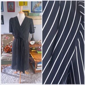Vintage 1940s  Style Dress l Pinstripe l Black White l M L | Pinup | 40s 80s